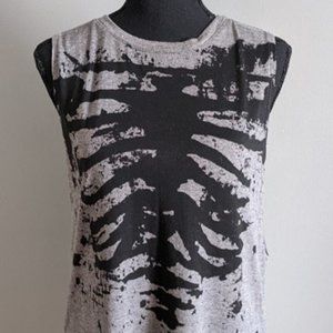 GRAY AND BLACK RIBCAGE TOP